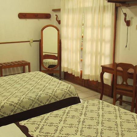 Hotel Guzman Хилитла Экстерьер фото