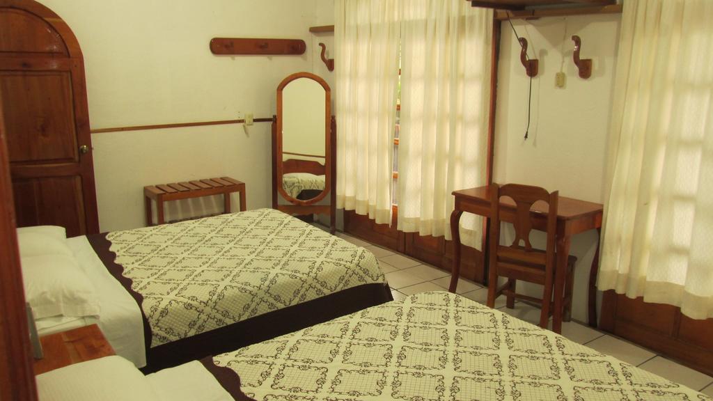 Hotel Guzman Хилитла Экстерьер фото