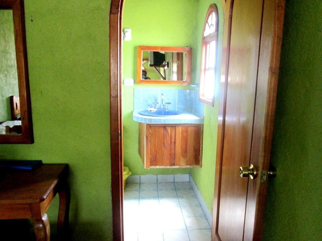 Hotel Guzman Хилитла Экстерьер фото