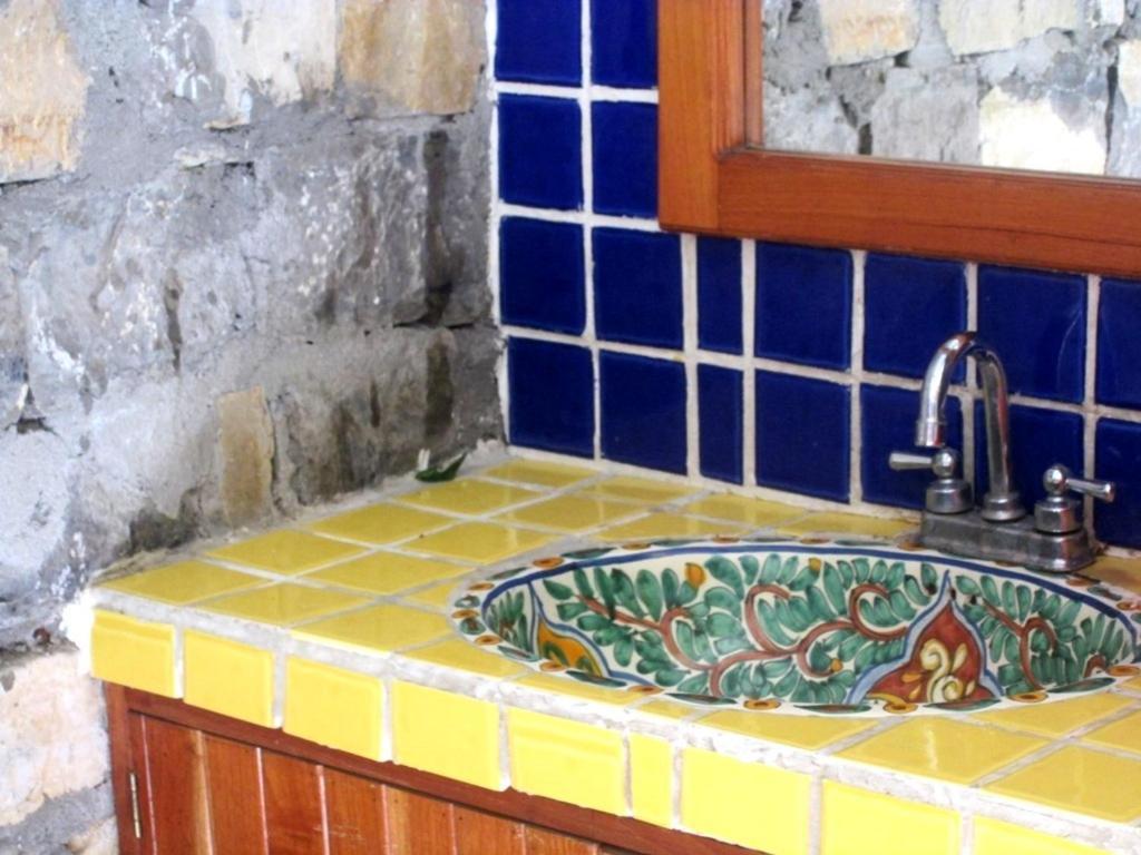 Hotel Guzman Хилитла Экстерьер фото